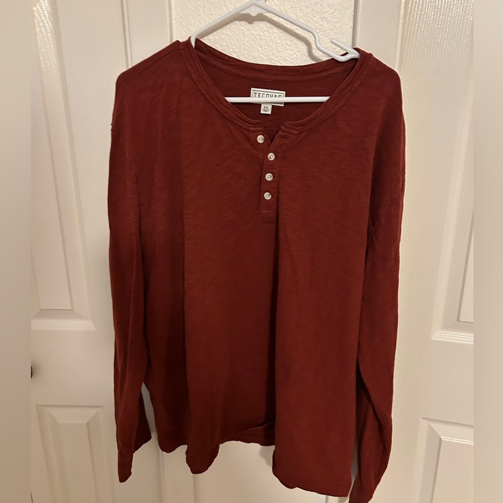 Tecova’s Men’s Henley- XXL - brick red
